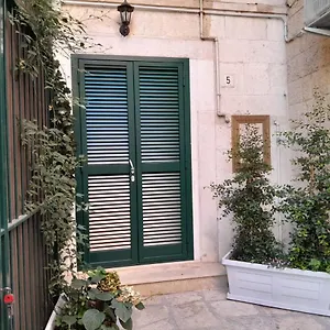 Arco Felice Giovinazzo